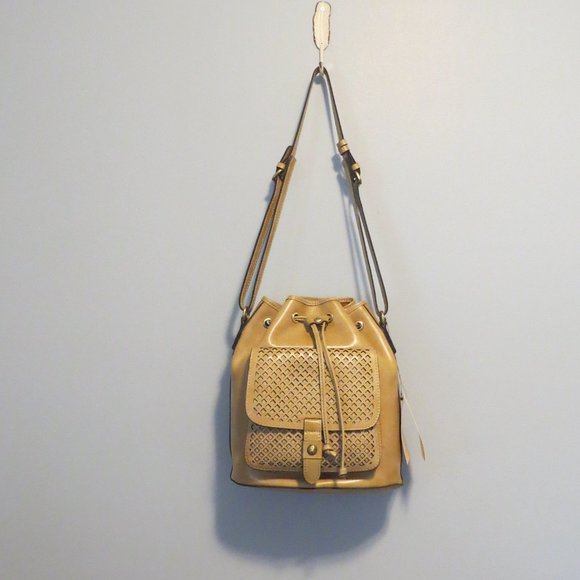 Patricia Nash Handbags - Patricia Nash Bucket Bag Forano Sand Color Leather